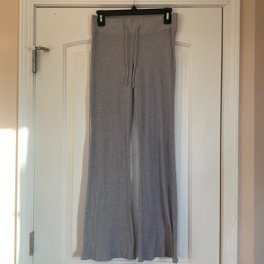 Gilly Hicks Yoga Pants